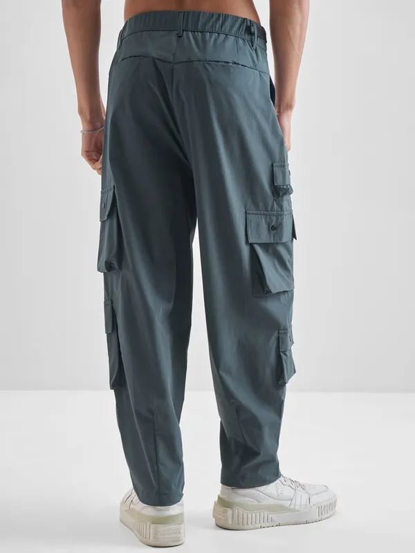 Highlander Men Teal Loose Fit Solid Cargos