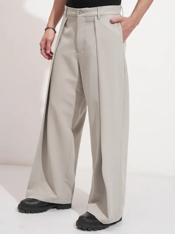 Highlander Men Grey Samurai Fit Solid Formal Trouser