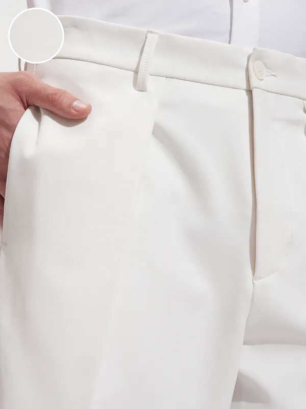 Highlander Men Grey Samurai Fit Solid Formal Trouser