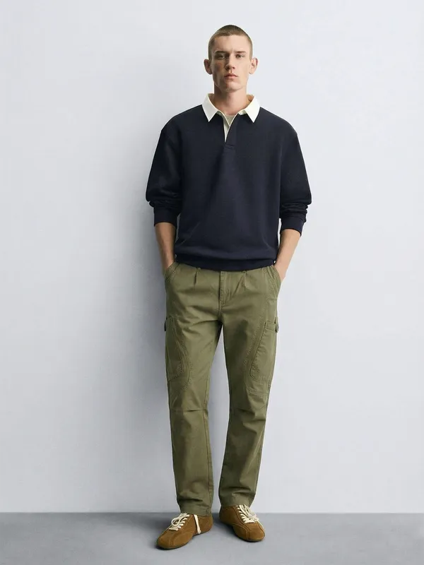 Highlander Men Brown Relaxed Fit Solid Cargo