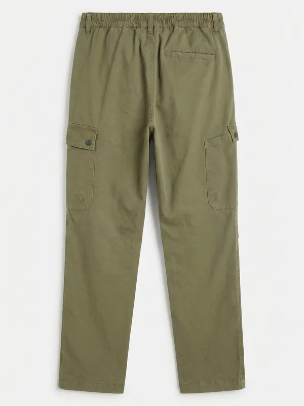 Highlander Men Brown Relaxed Fit Solid Cargo