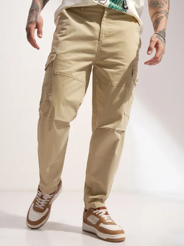 Highlander Men Brown Baggy Solid Cargo