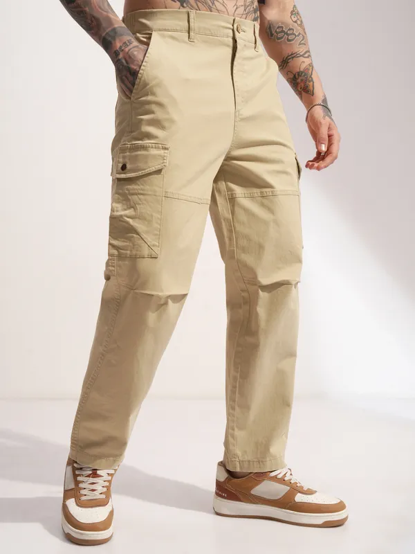 Highlander Men Brown Baggy Solid Cargo
