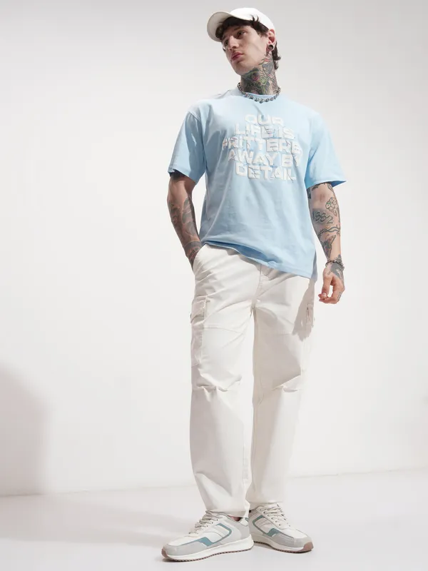 Highlander Men Grey Relaxed Fit Solid Cargo