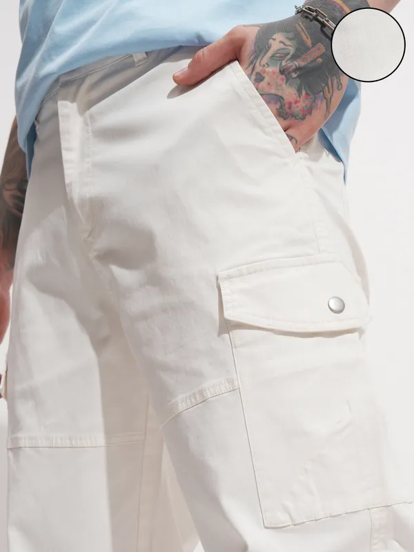 Highlander Men Grey Relaxed Fit Solid Cargo