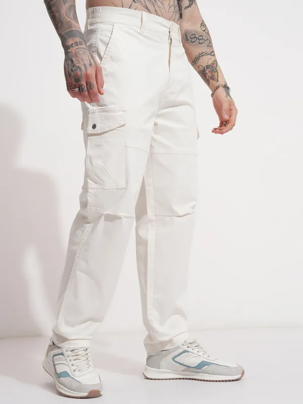 Highlander Men Grey Relaxed Fit Solid Cargo