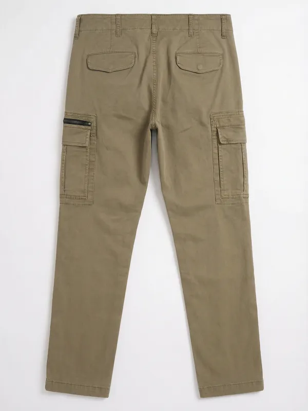 Highlander Men Brown Regular Fit Solid Cargo