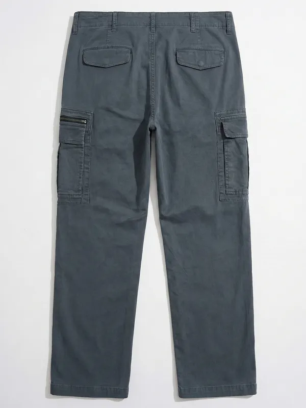 Highlander Men Blue Regular Fit Solid Cargo