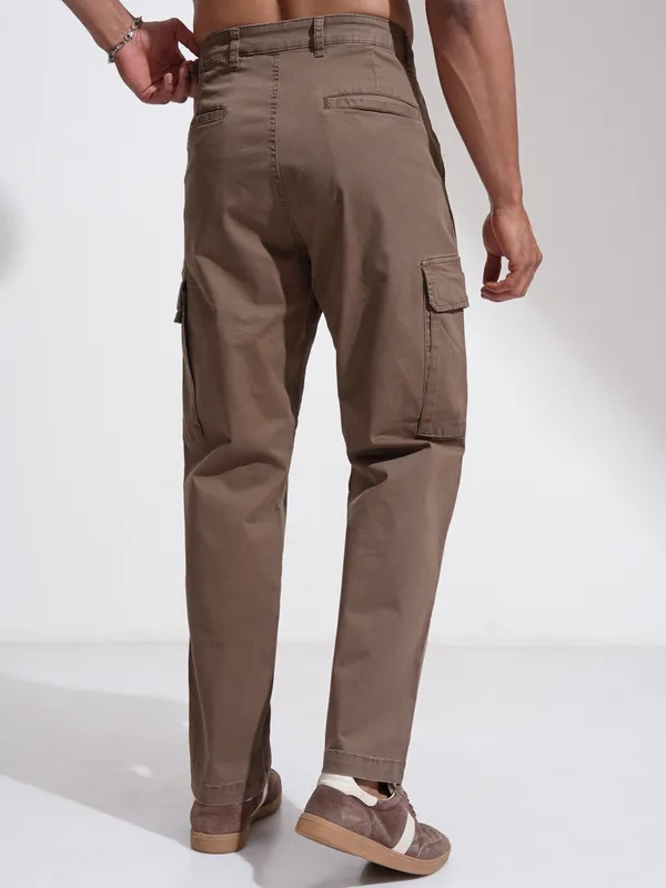 Highlander Men Brown Relaxed Fit Solid Cargos