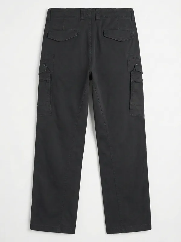 Highlander Men Black Regular Fit Solid Cargos