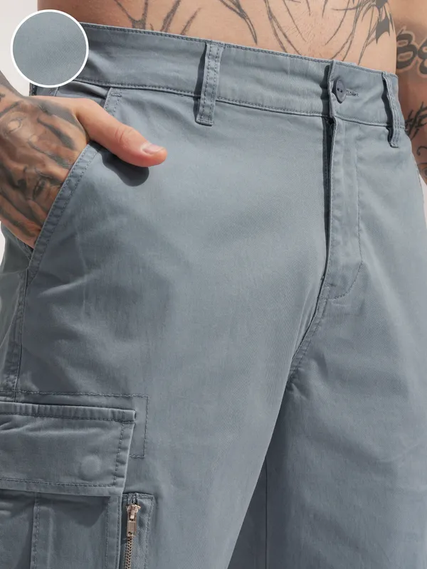Highlander Men Grey Relaxed Fit Solid Cargo