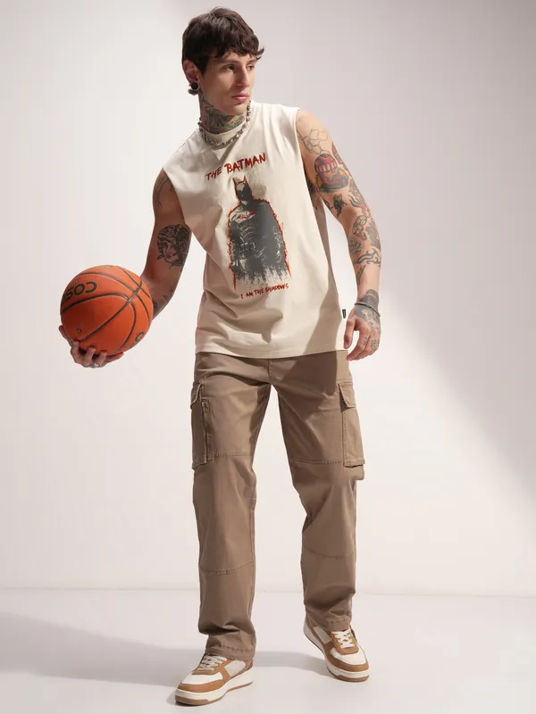 Highlander Men Brown Relaxed Fit Solid Cargo