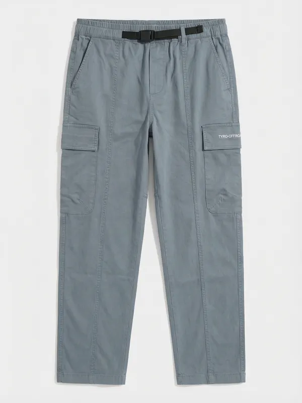 Highlander Men Grey Regular Fit Solid Cargo