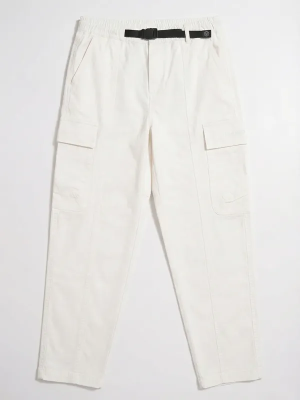 Highlander Men White Baggy Solid Cargo