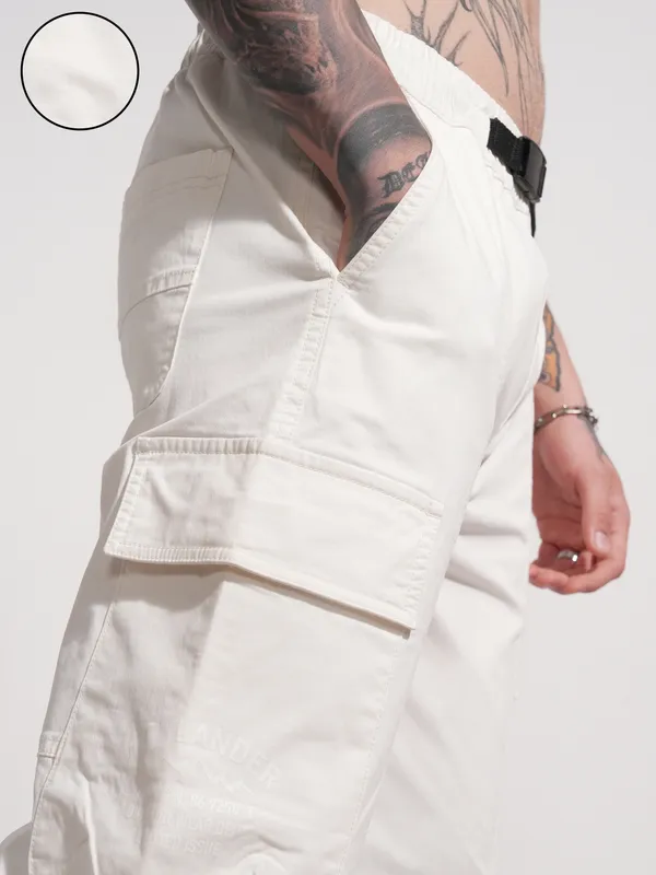 Highlander Men White Baggy Solid Cargo