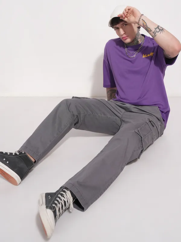 Highlander Men Grey Relaxed Fit Solid Cargo