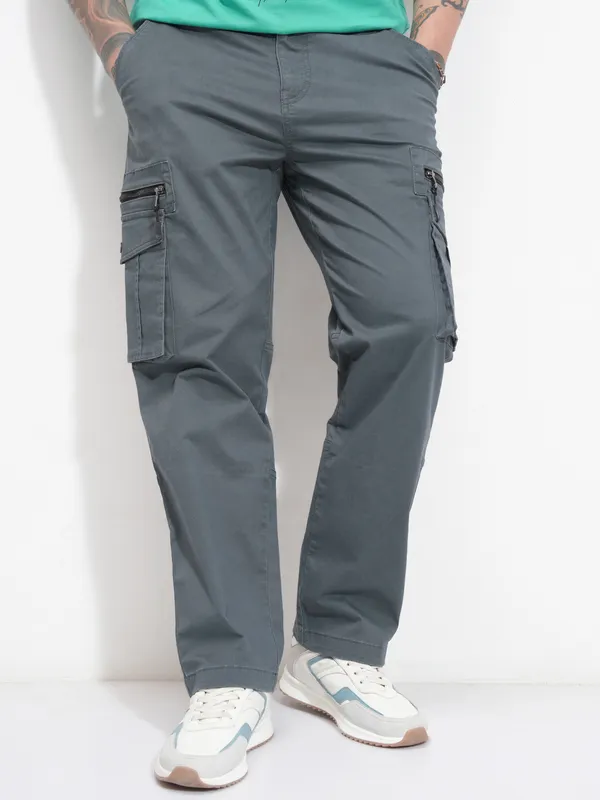 Highlander Men Grey Relaxed Fit SOlid Cargo