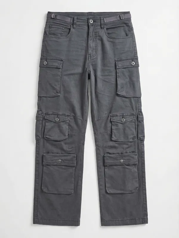 Highlander Men Charcoal Relaxed Fit Solid Cargos