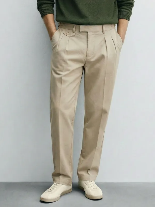 Highlander Men Grey Relaxed Fit Solid Casual Trouser