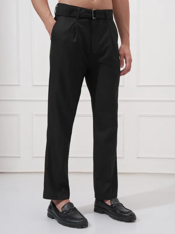 Highlander Men Black Solid Straight Fit Casual Trouser