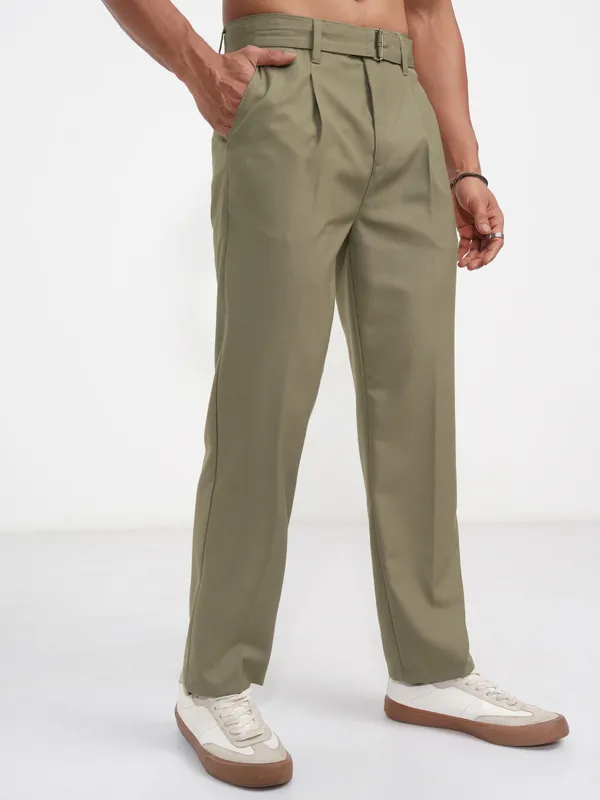 Highlander Men Green Regular Fit Solid Korean Pant