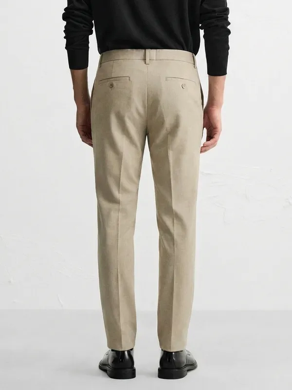 Highlander Men Khaki Slim Fit Solid Formal Trousers