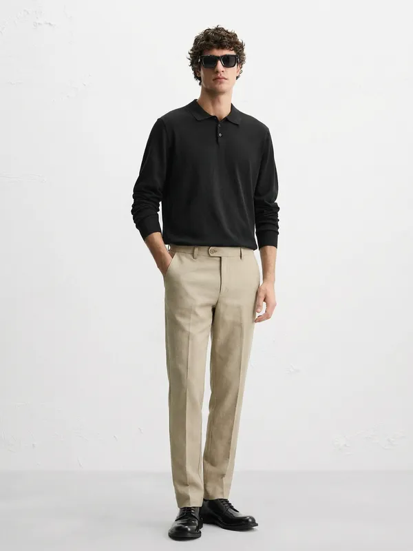 Highlander Men Khaki Slim Fit Solid Formal Trousers