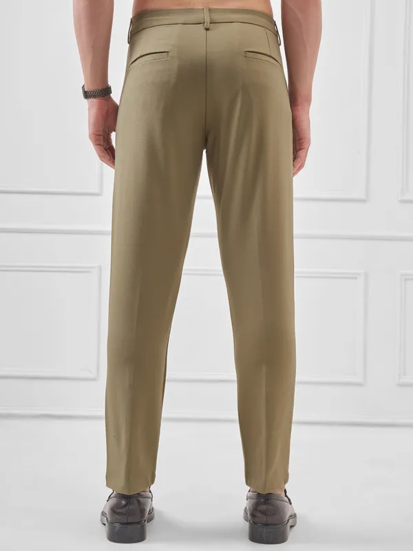 Highlander Men Olive Slim Fit Solid Formal Trouser