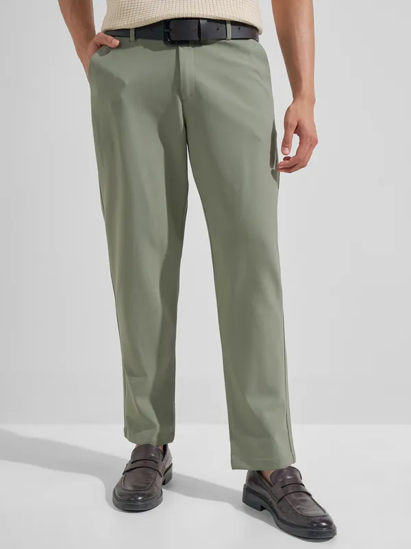 Highlander Men Olive Slim Fit Solid Formal Trouser