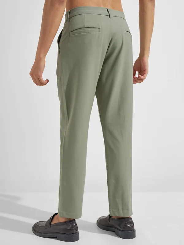 Highlander Men Olive Slim Fit Solid Formal Trouser