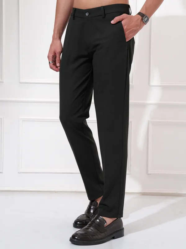 Highlander Men Black Solid Slim Fit Regular Trousers