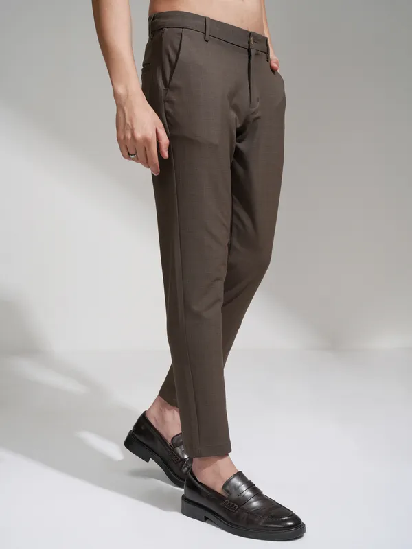 Highlander Men Brown Slim Fit Solid Casual Trouser