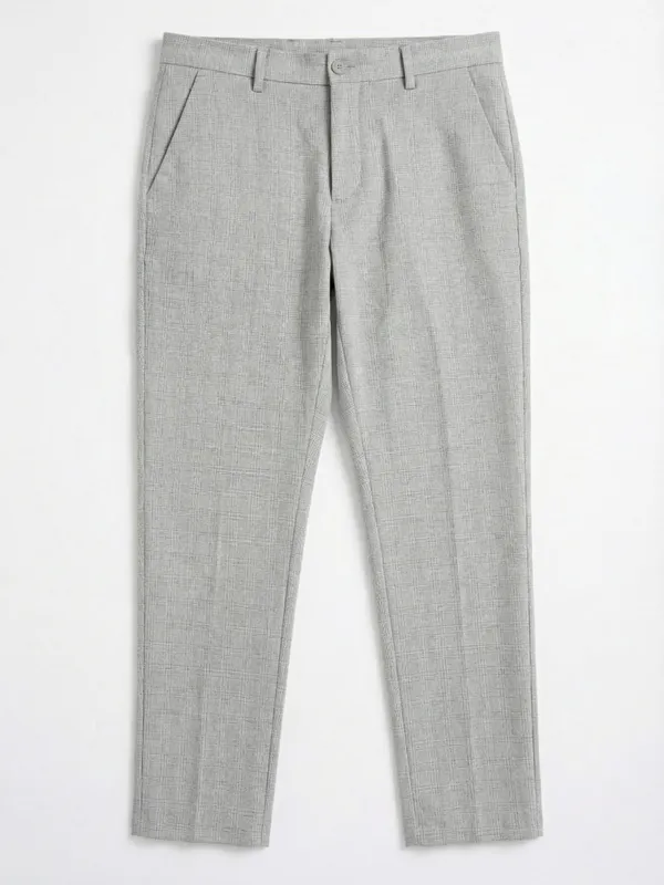 Highlander Men Grey Slim Fit Checked Casual Trouser