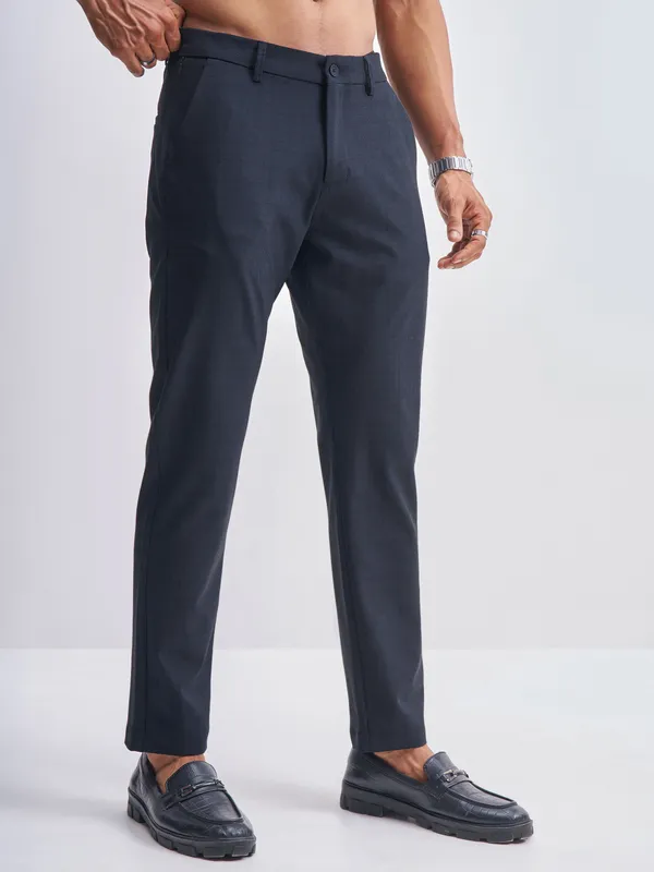 Highlander Men Navy Blue Slim Fit Checked Formal Trouser