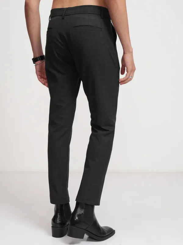 Highlander Men Black Slim Fit Checked Formal Trouser