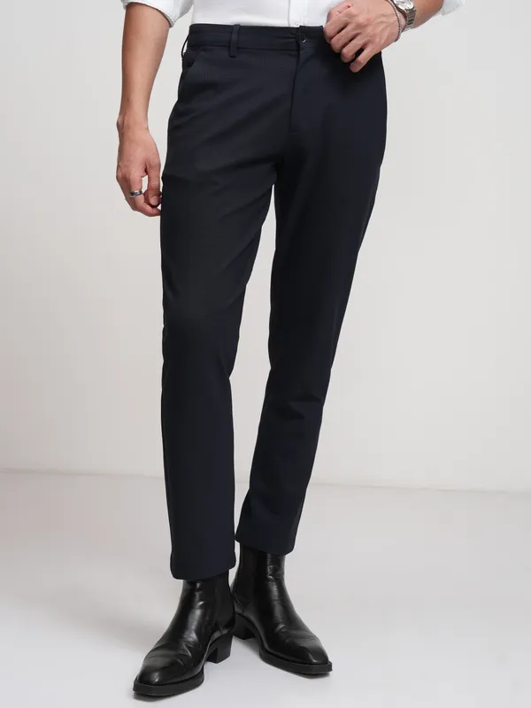 Highlander Men Navy Blue Slim Fit Checked Formal Trouser