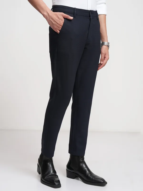 Highlander Men Navy Blue Slim Fit Checked Formal Trouser