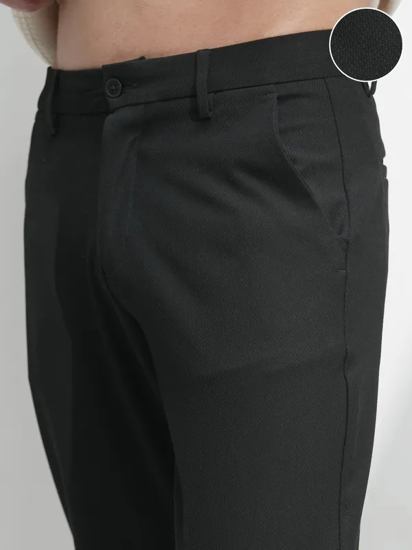 Highlander Men Black Slim Fit Solid Casual Trouser