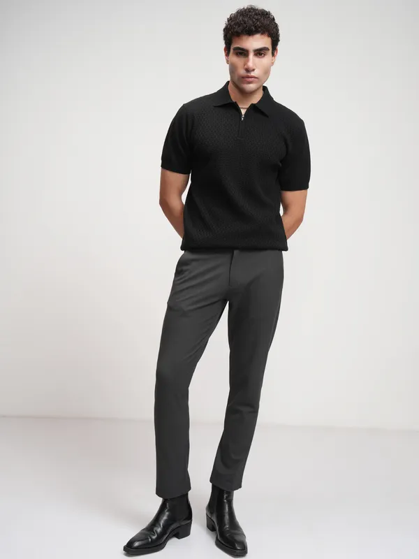 Highlander Men Charcoal Slim Fit Solid Formal Trouser