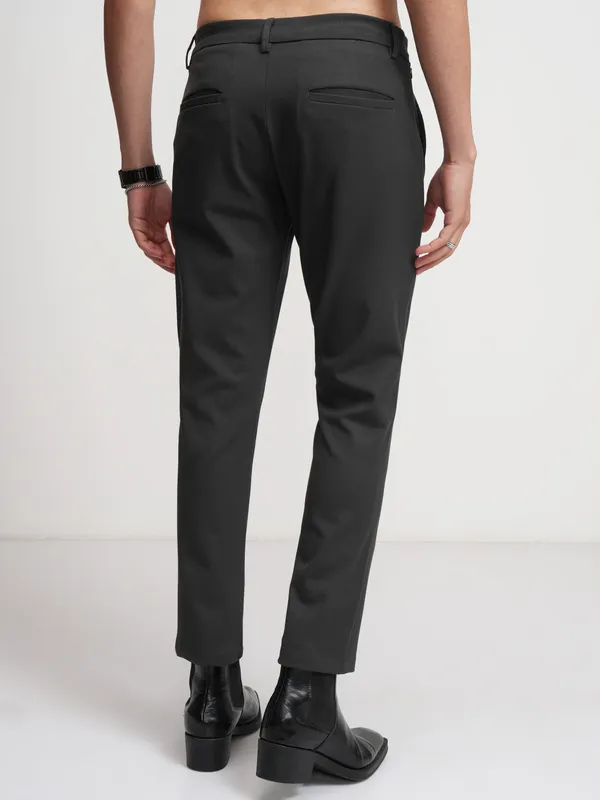 Highlander Men Charcoal Slim Fit Solid Formal Trouser