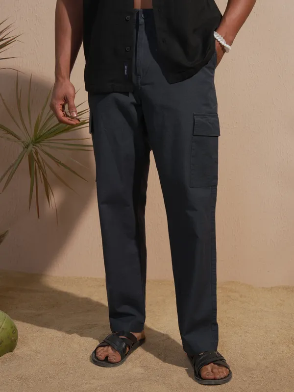 Highlander Men Blue Relaxed Fit Solid Cargo