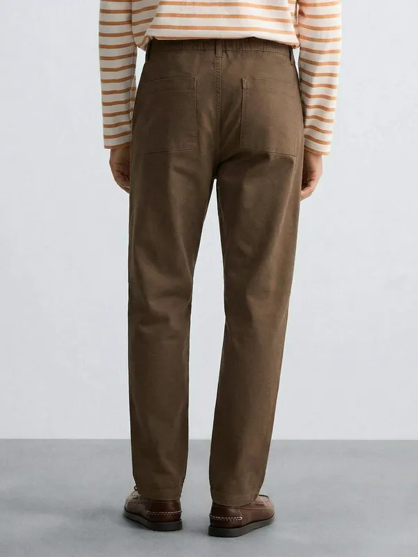 Highlander Men Brown Relaxed Fit Solid Cargo