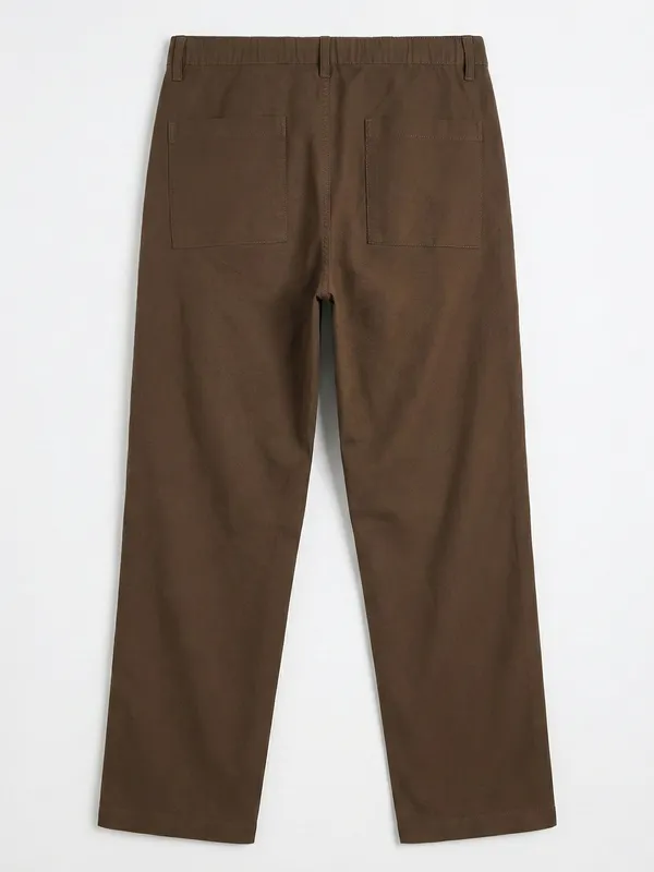 Highlander Men Brown Relaxed Fit Solid Cargo