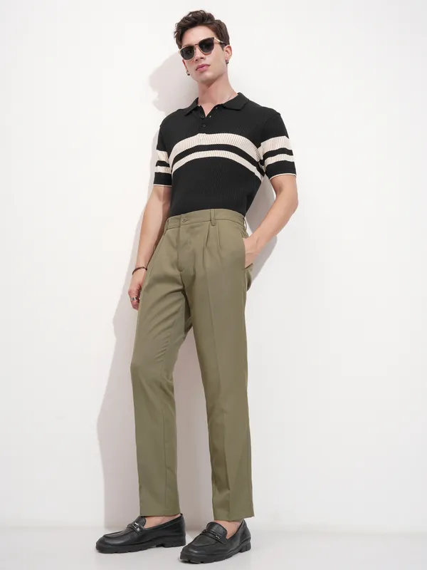 Highlander Men Green Slim Fit Solid Formal Trouser