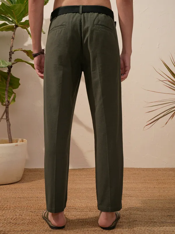 Highlander Men Green Relaxed Fit Solid Casual Trouser