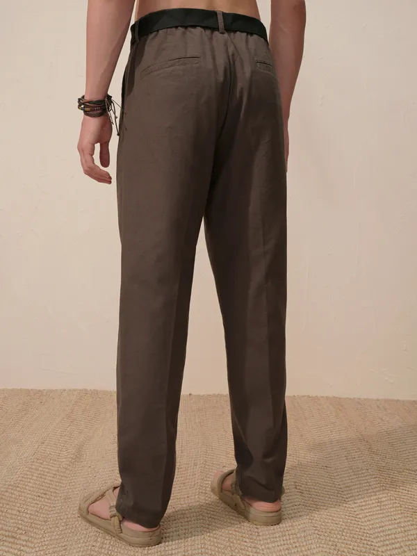 Highlander Men Black Relaxed Fit Solid Casual Trouser