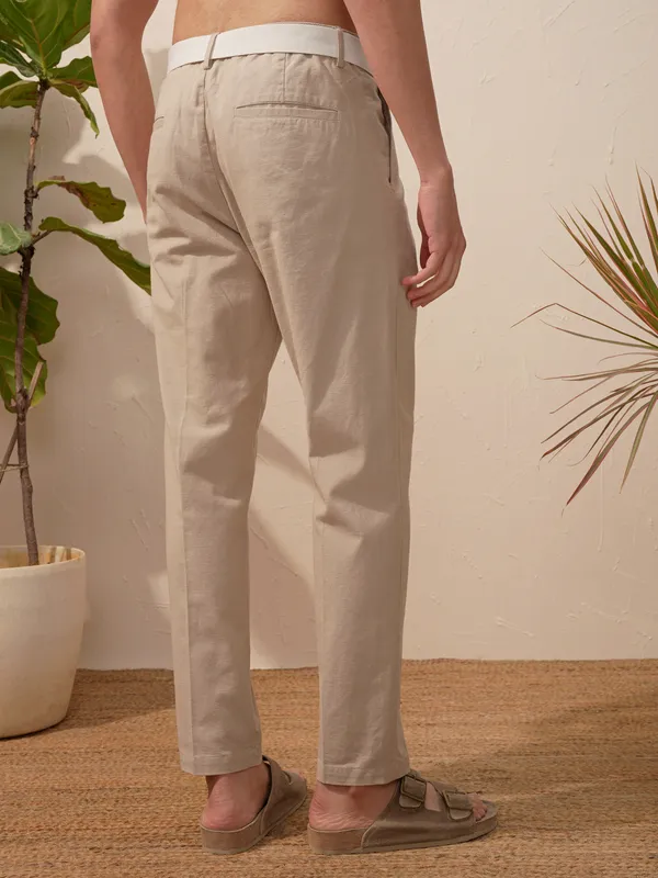 Highlander Men Green Relaxed Fit Solid Casual Trouser