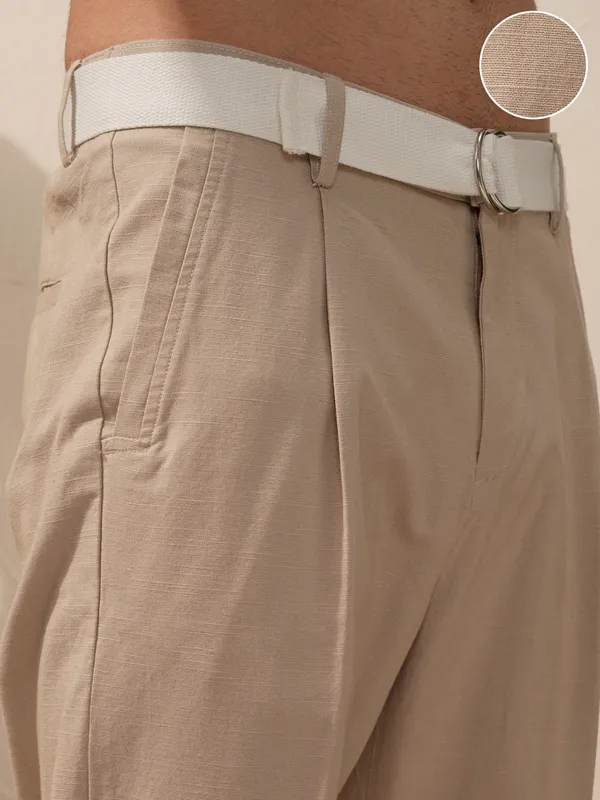 Highlander Men Green Relaxed Fit Solid Casual Trouser