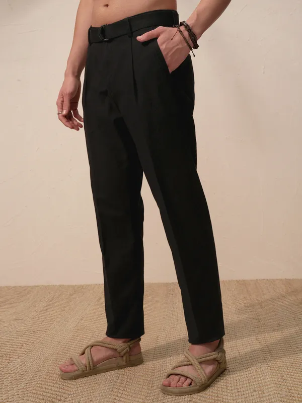 Highlander Men Black Relaxed Fit Solid Casual Trouser
