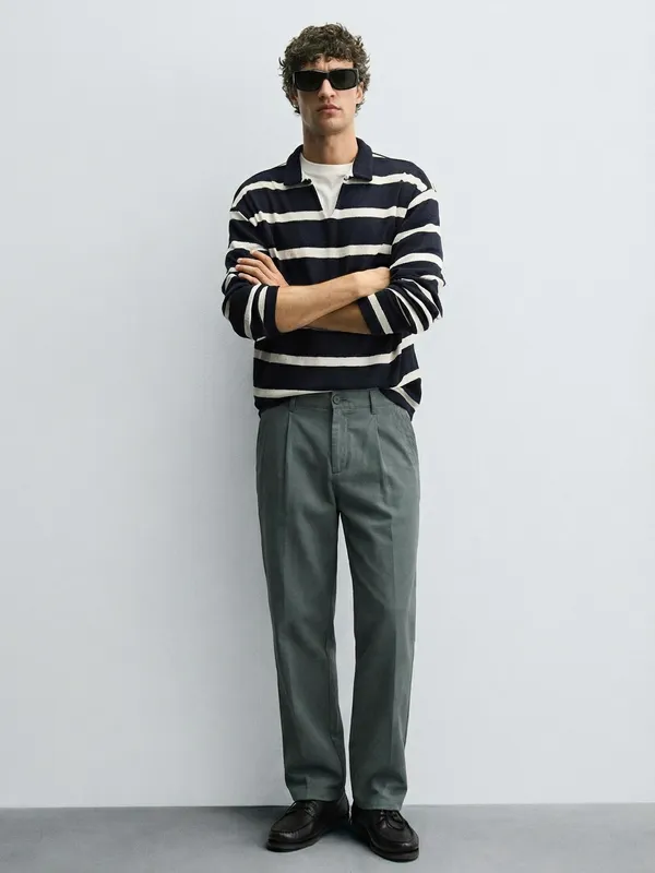 Highlander Men Grey Relaxed Fit Solid Casual Trouser